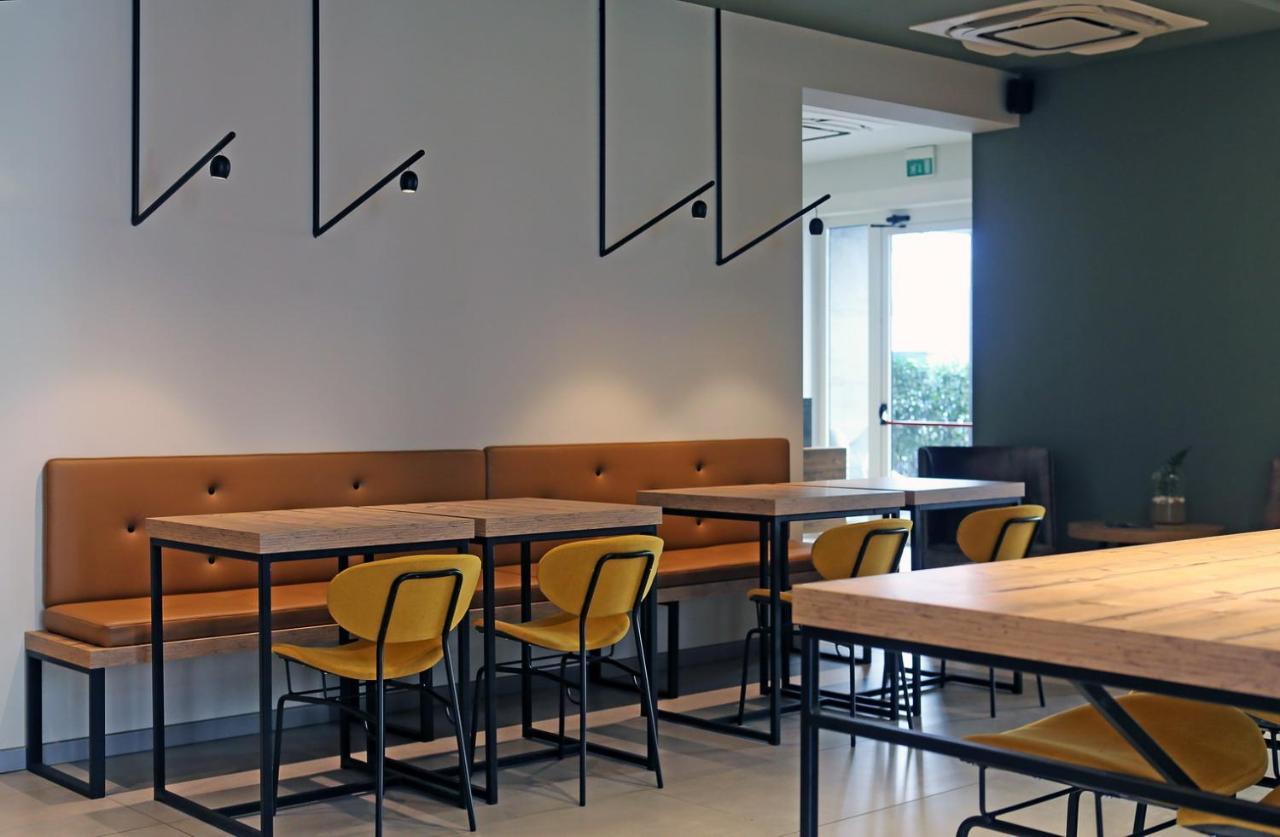Meg Lifestyle Hotel & Apartaments Riccione Extérieur photo